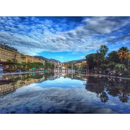 Studio Au Calme Proche Mer * Nizza
